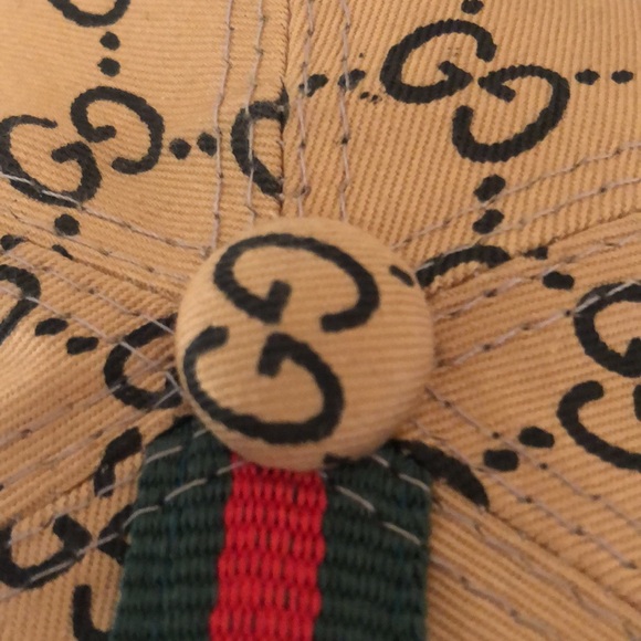 NWOT Logo (Beige) G baseball cap with house brand Bee - Picture 11 of 16